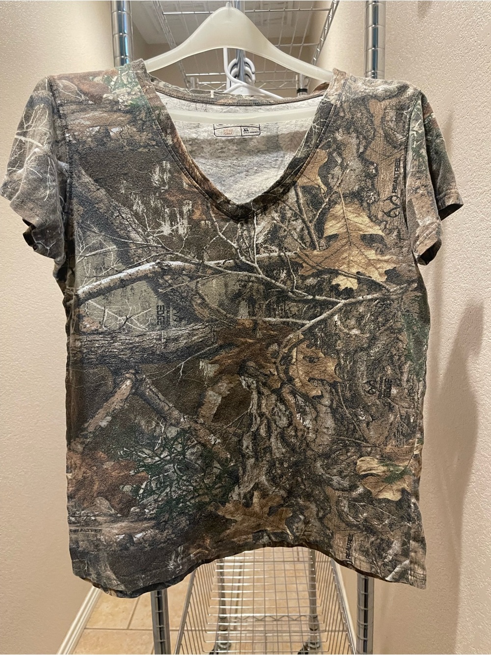Magellan Outdoors Women's V-Neck Camo Short Sleeve Tee - Brown/Green